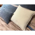 Cushion with piping 50×50